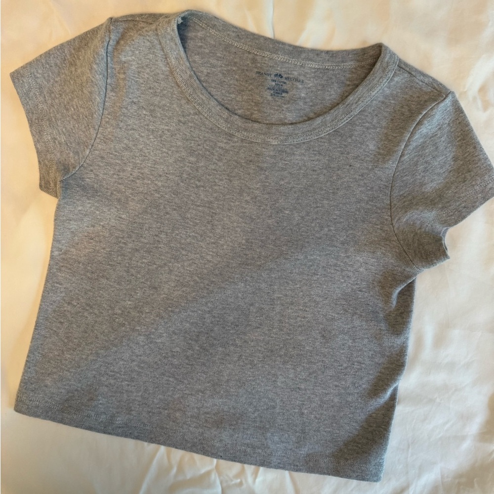 brandy melville grey baby tee